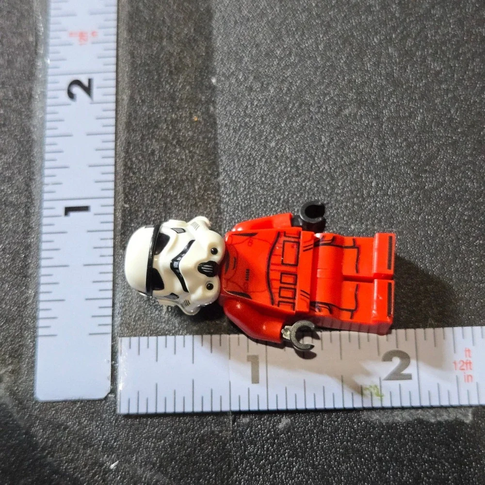 LEGO Star Wars Minifigure White Stormtrooper Helmet Red Sith Jet Trooper Body